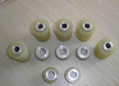 武漢耐磨膠輪包膠加工 聚氨酯與橡膠材質(zhì)的選擇與應(yīng)用